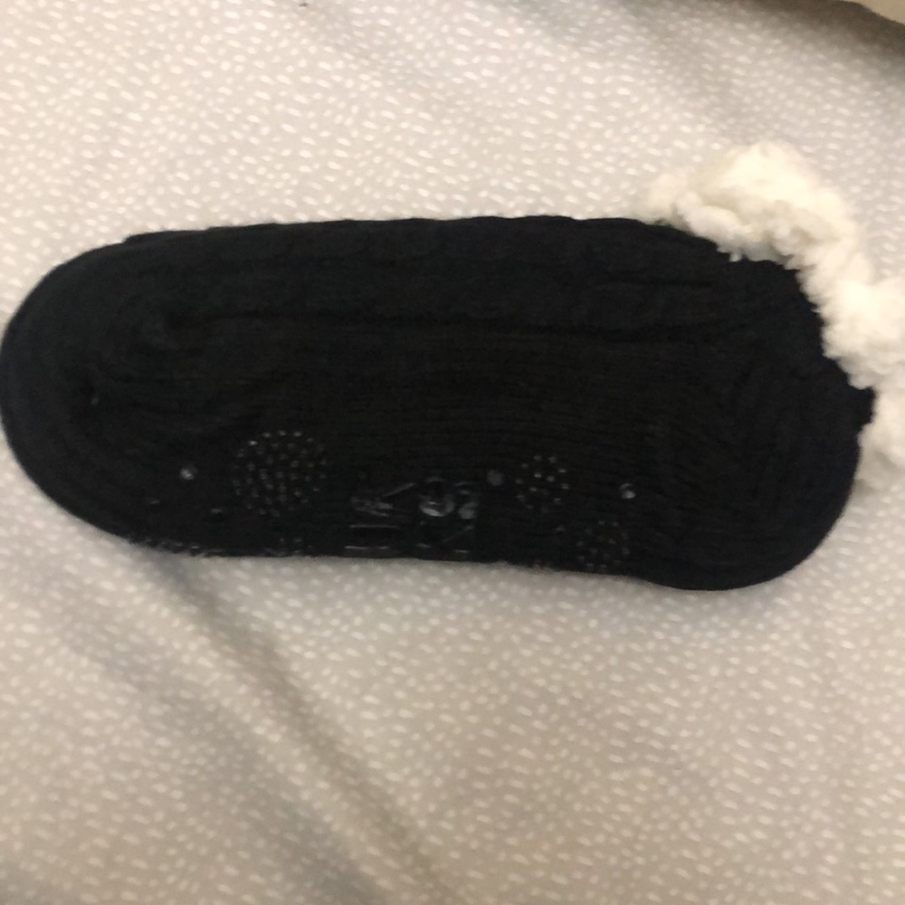NEW MUK LUKS WOMENS SLIPPER SIZE S/M (6–8) colors black-- navy blue - Picture 5 of 10
